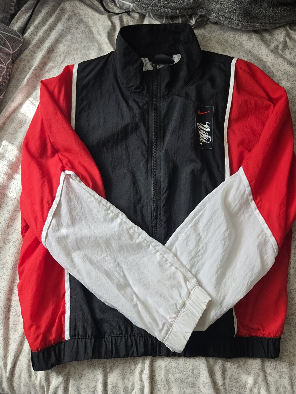 Retro Nike Windbreaker
